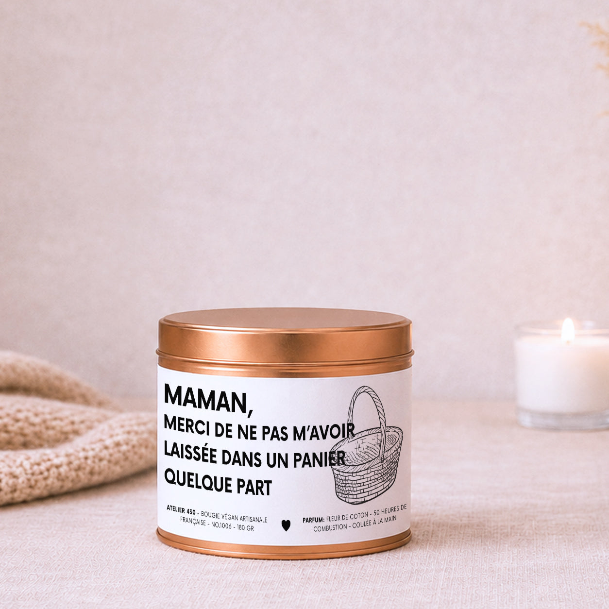 Bougie artisanale maman avec message drôle et couvercle cuivré — Atelier 430
