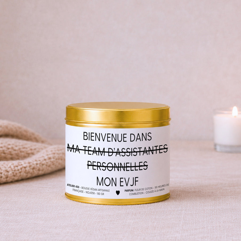 Bougie EVJF personnalisée « Bienvenue dans ma team d’assistantes personnelles – Mon EVJF » avec boîte or – Atelier 430