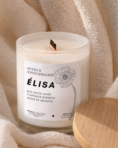 Bougie cadeau anniversaire personnalisée avec Coquelicot, fleur d'août – Boîte blanche – Atelier 430