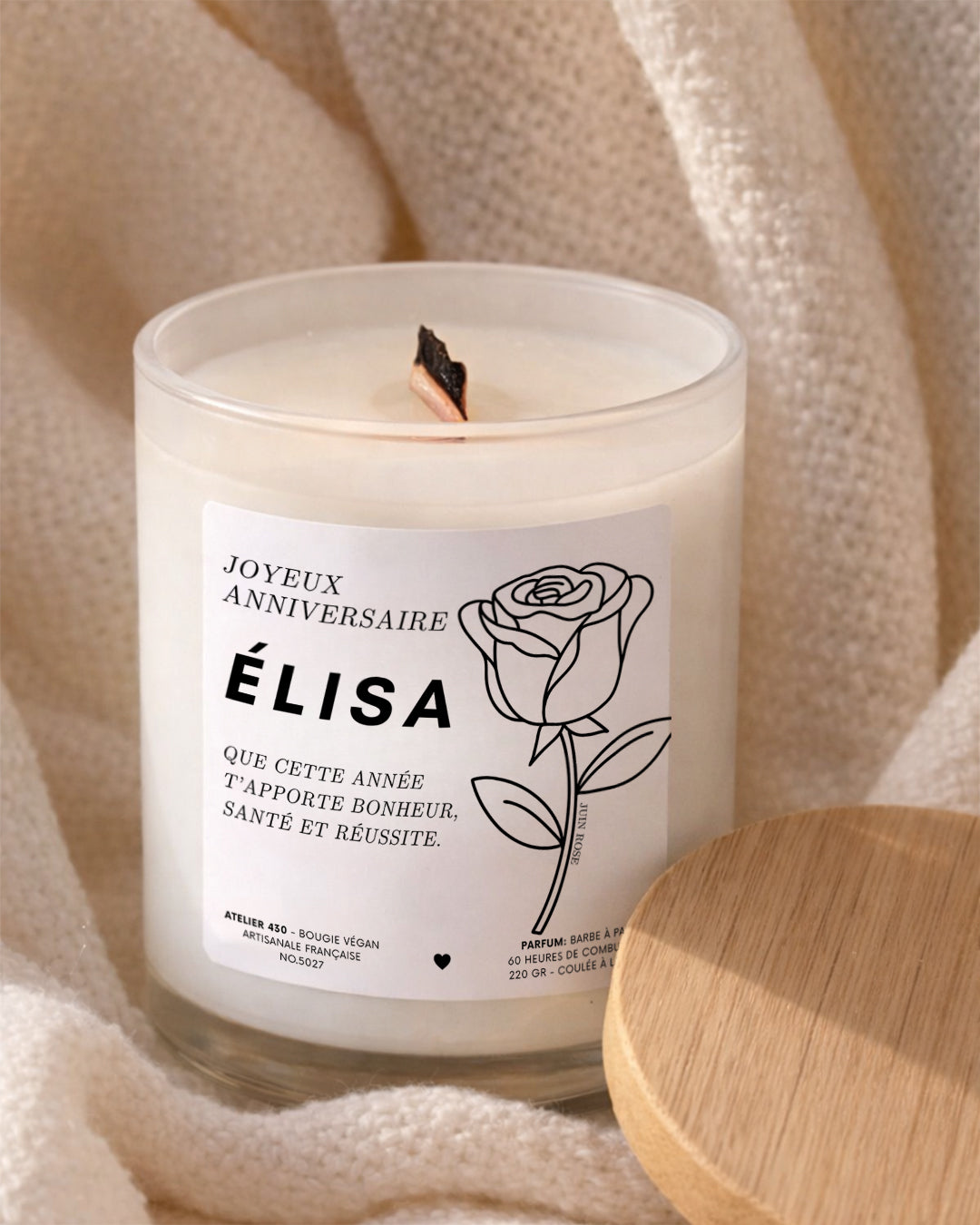 Bougie cadeau anniversaire personnalisée avec rose, fleur de juin – Boîte blanche – Atelier 430
