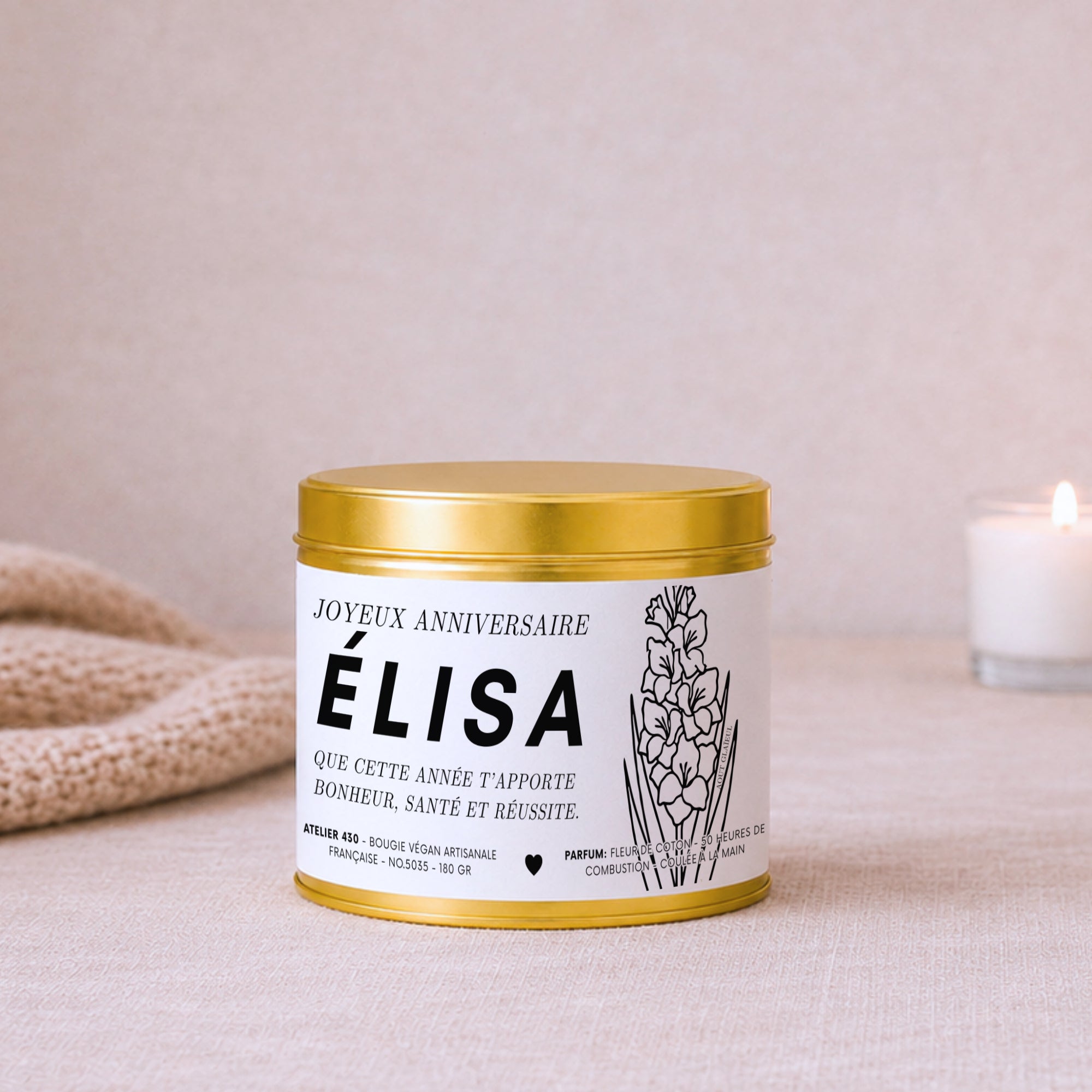 Bougie anniversaire avec Glaïeul, fleur de naissance du mois d'août – Boîte or – Atelier 430