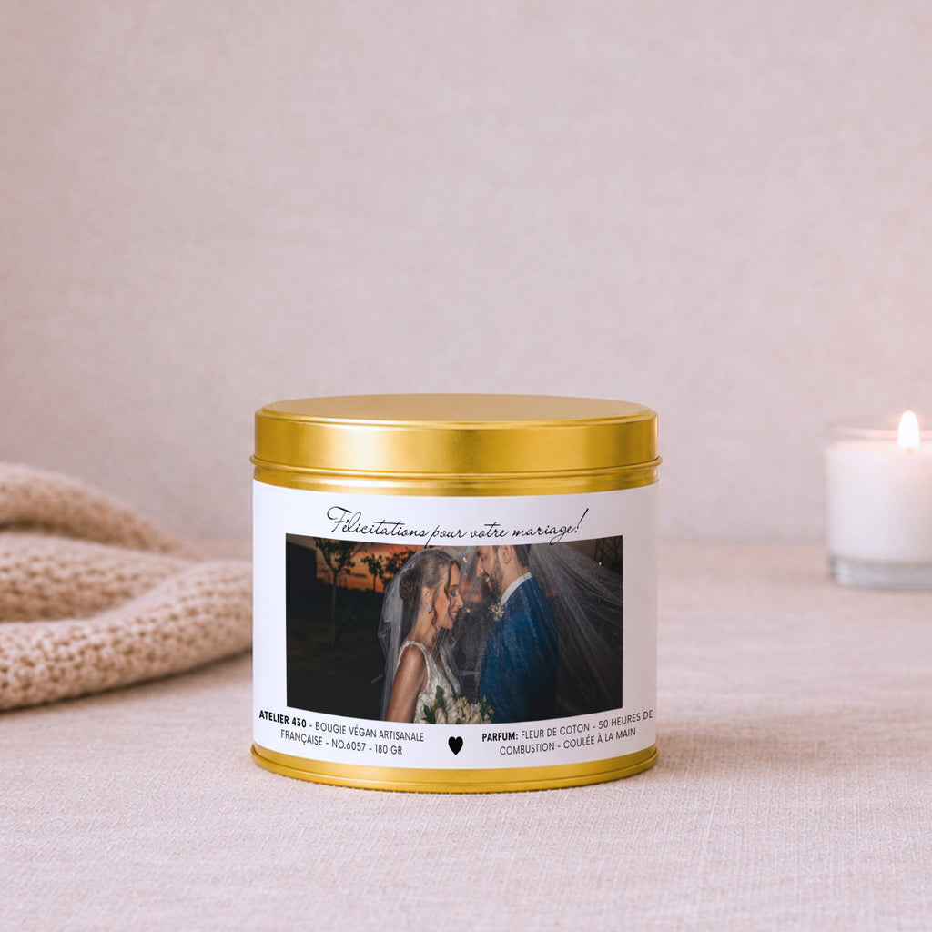 Bougie cadeau mariage personnalisée « Félicitations pour votre mariage ! » avec boîte or – Atelier 430