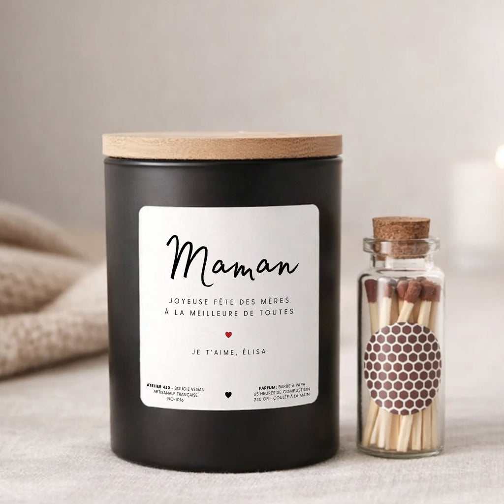 Bougie personnalisée « Joyeuse fête des mères à la meilleure de toutes. Je t’aime, Élisa » avec boîte noire – Atelier 430