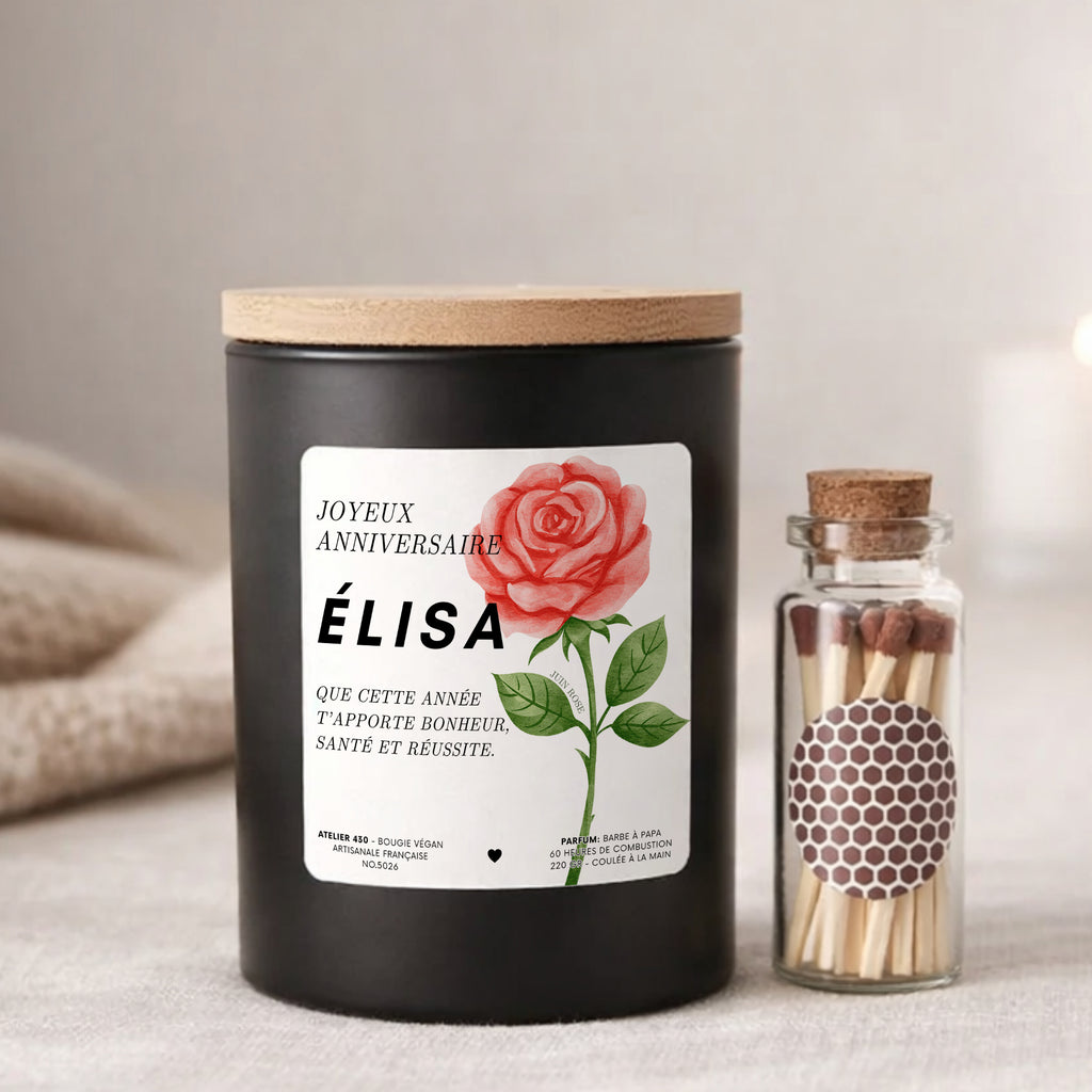 Bougie personnalisée « Joyeux anniversaire » avec Rose, fleur de naissance de Juin – Boîte noire – Atelier 430