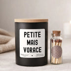 Bougie personnalisée « Petite mais vorace » avec boîte noire – Atelier 430