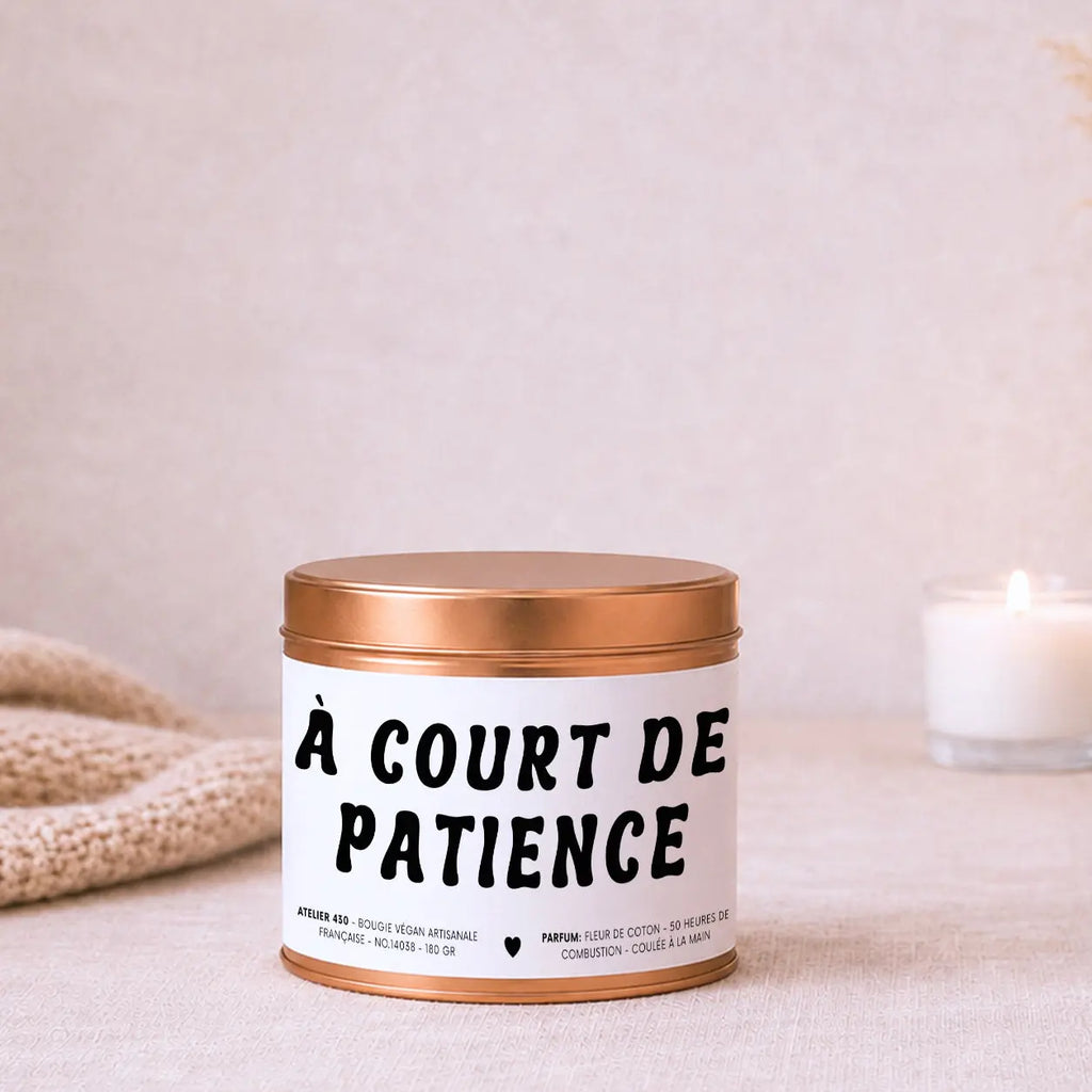 Bougie humour et second degré « À court de patience » avec boîte cuivrée – Atelier 430